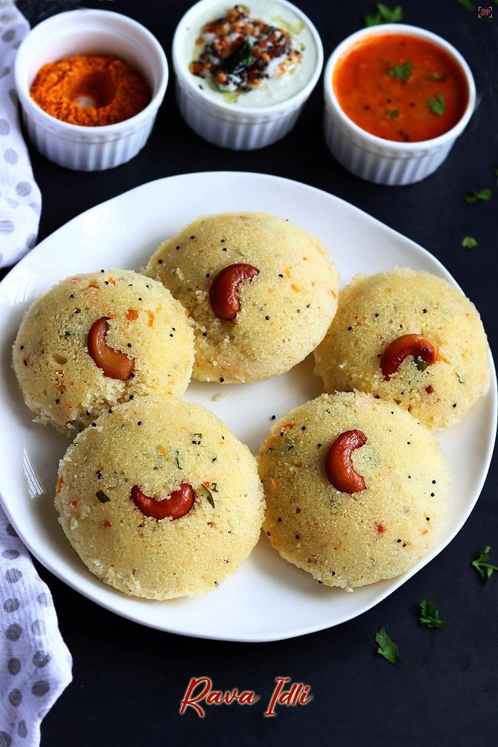 Rava idli and Chutney combo